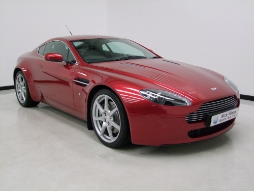 Aston Martin V8 Vantage