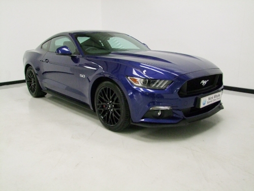 Ford Mustang 5.0 V8 GT Fastback Manual